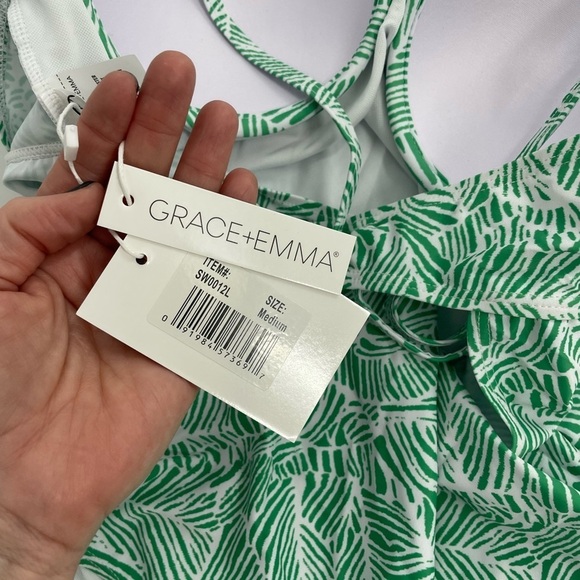 NWT GRACE + EMMA JUNGLE OASIS ONE PIECE SWIM green and white print pearls Med - Picture 10 of 13